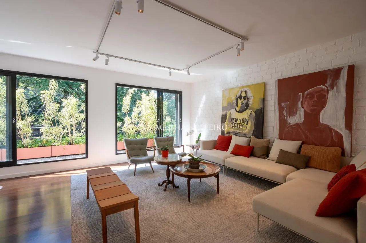 Casa reformada à venda na Vila Madalena. – 22162