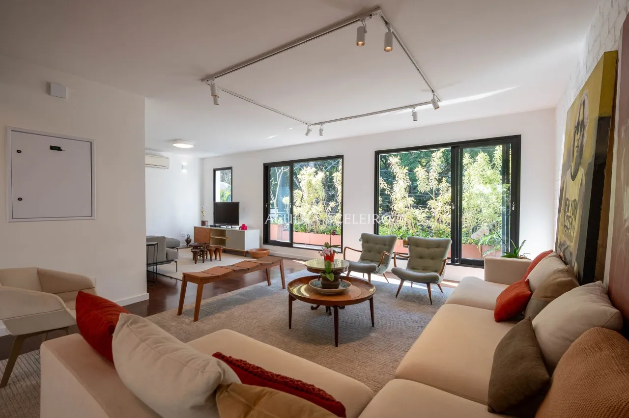 Casa reformada à venda na Vila Madalena. – 22162