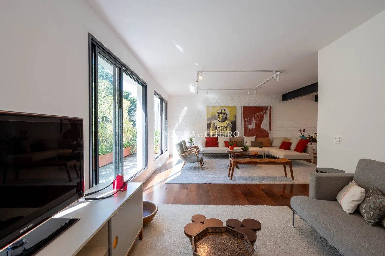 Casa reformada à venda na Vila Madalena. – 22162