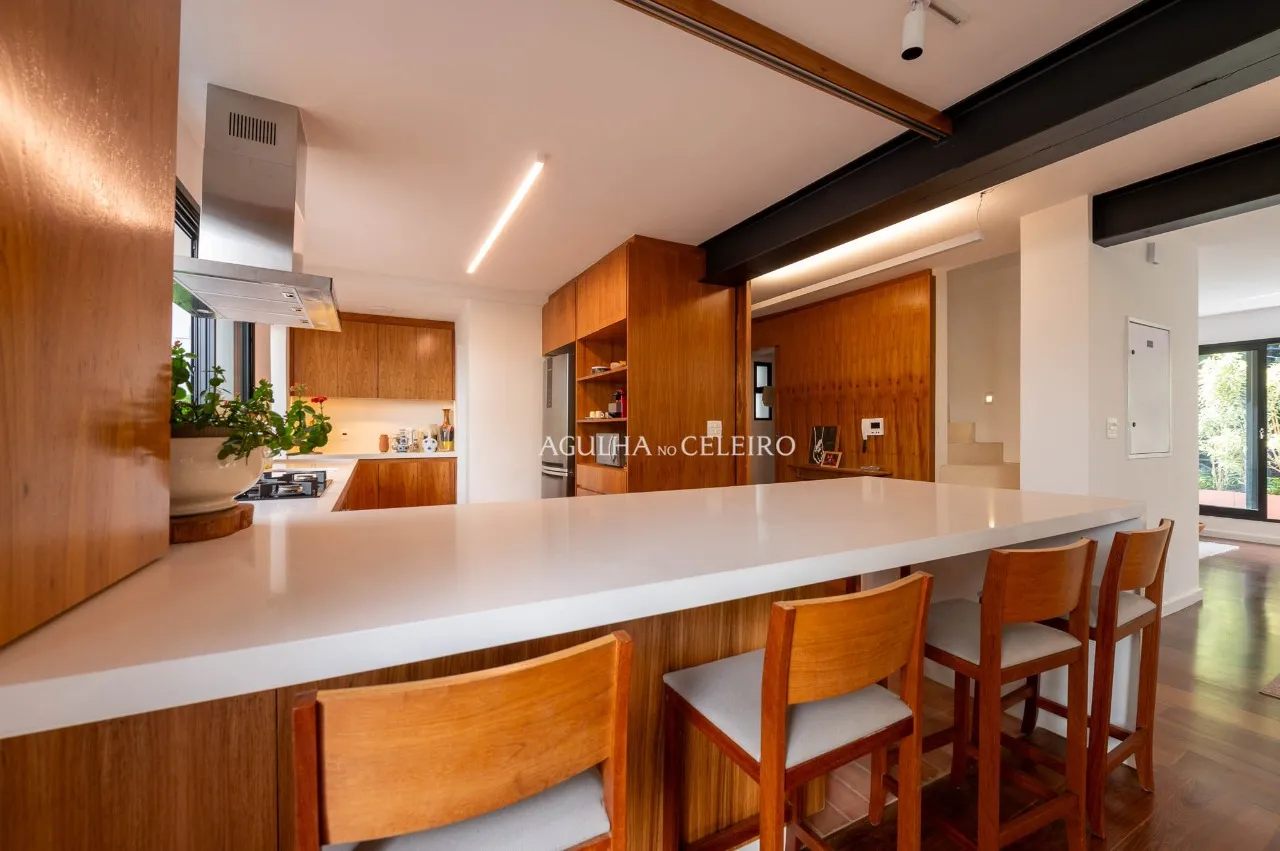 Casa reformada à venda na Vila Madalena. – 22162