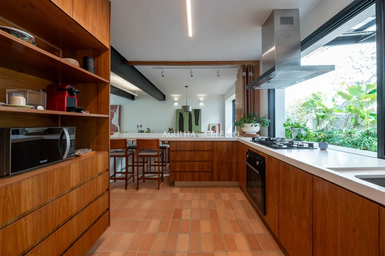 Casa reformada à venda na Vila Madalena. – 22162