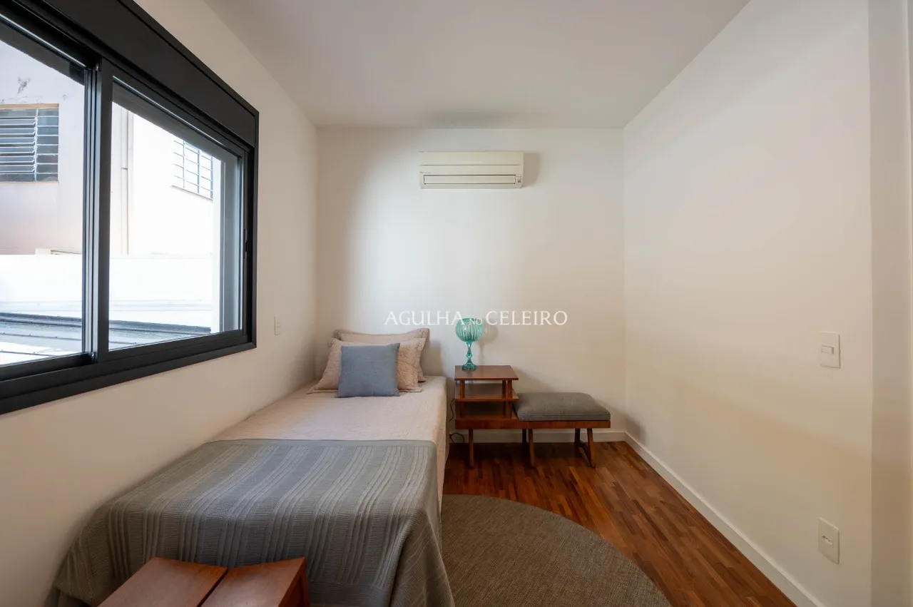 Casa reformada à venda na Vila Madalena. – 22162