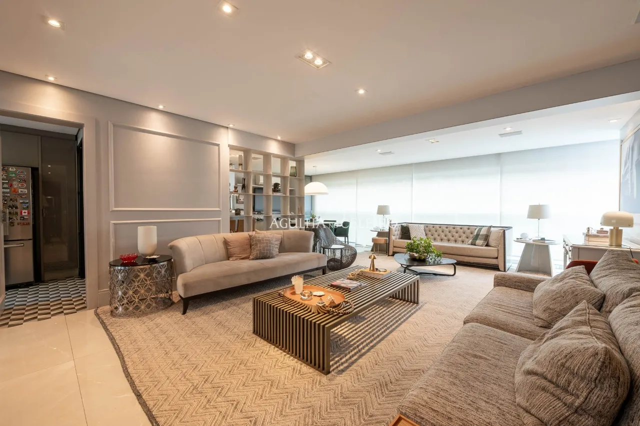 Apartamento reformado à venda na Vila Mariana. – 22295