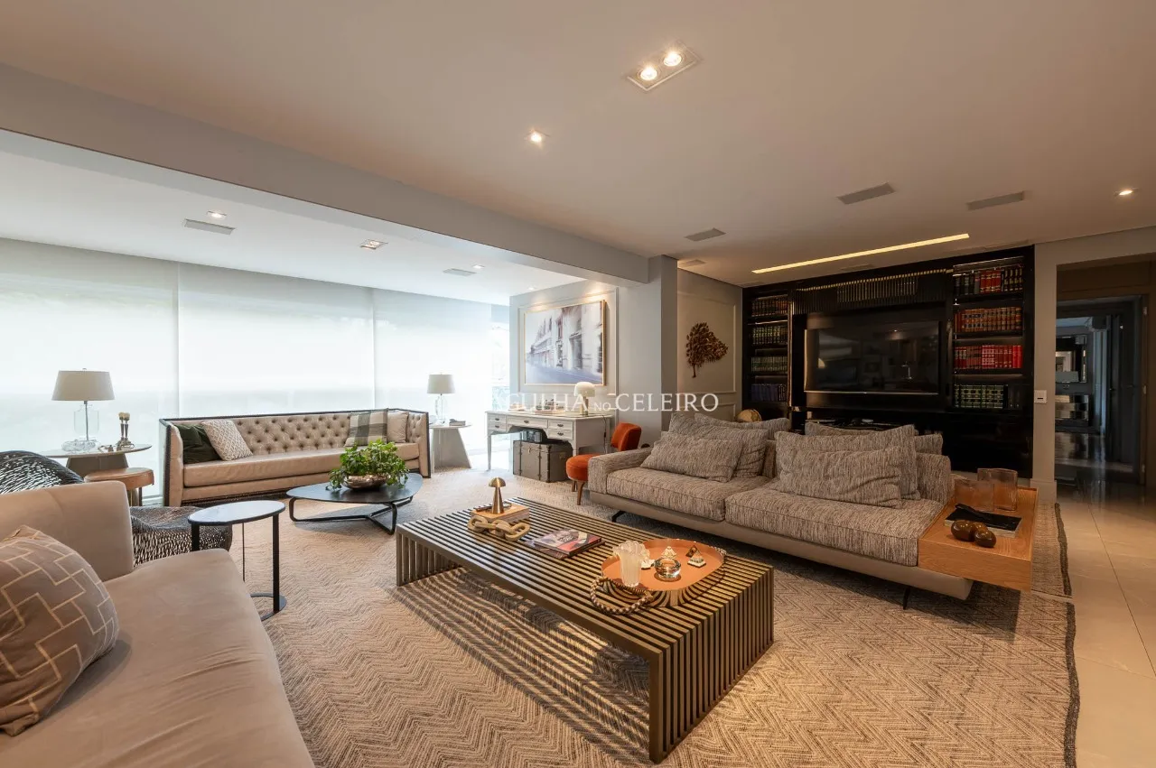 Apartamento reformado à venda na Vila Mariana. – 22295