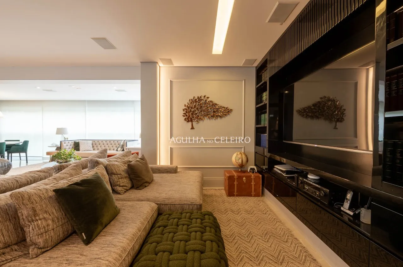 Apartamento reformado à venda na Vila Mariana. – 22295