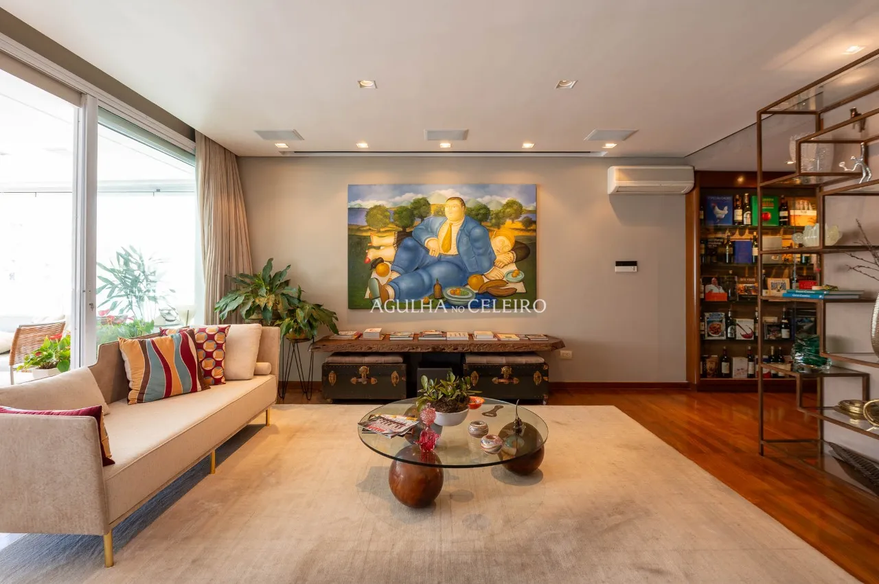 Apartamento com varanda gourmet em rua muito desejada à venda no Itaim Bibi. – 22477