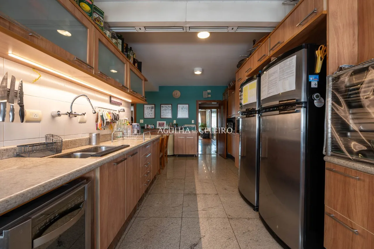 Apartamento com varanda gourmet em rua muito desejada à venda no Itaim Bibi. – 22477