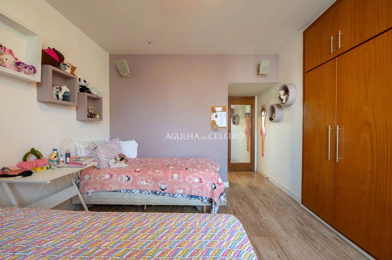 Apartamento com varanda gourmet em rua muito desejada à venda no Itaim Bibi. – 22477