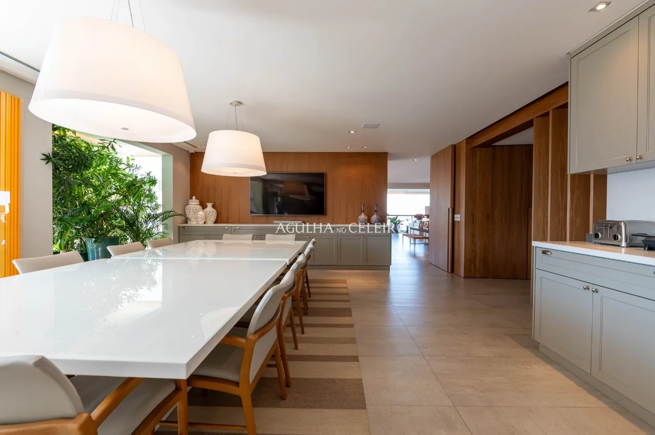 Apartamento de 607 m² com vista privilegiada para o Palácio Tangará – 22503