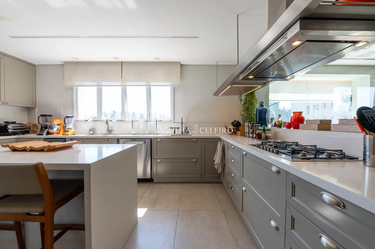 Apartamento de 607 m² com vista privilegiada para o Palácio Tangará – 22503