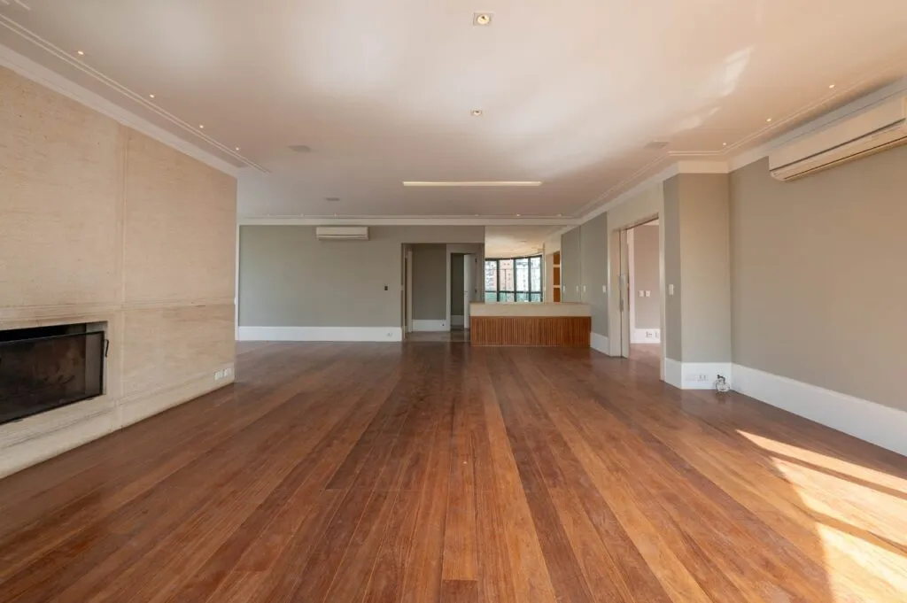 Apartamento em prédio muito especial à venda na Vila Nova Conceição. – 22527