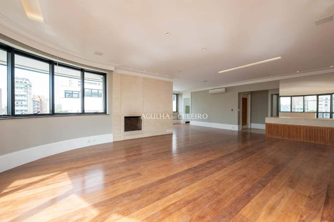 Apartamento em prédio muito especial à venda na Vila Nova Conceição. – 22527