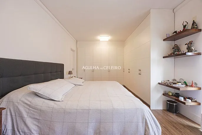 Espaço, vista permanente e quatro suítes no Paraíso – 22530