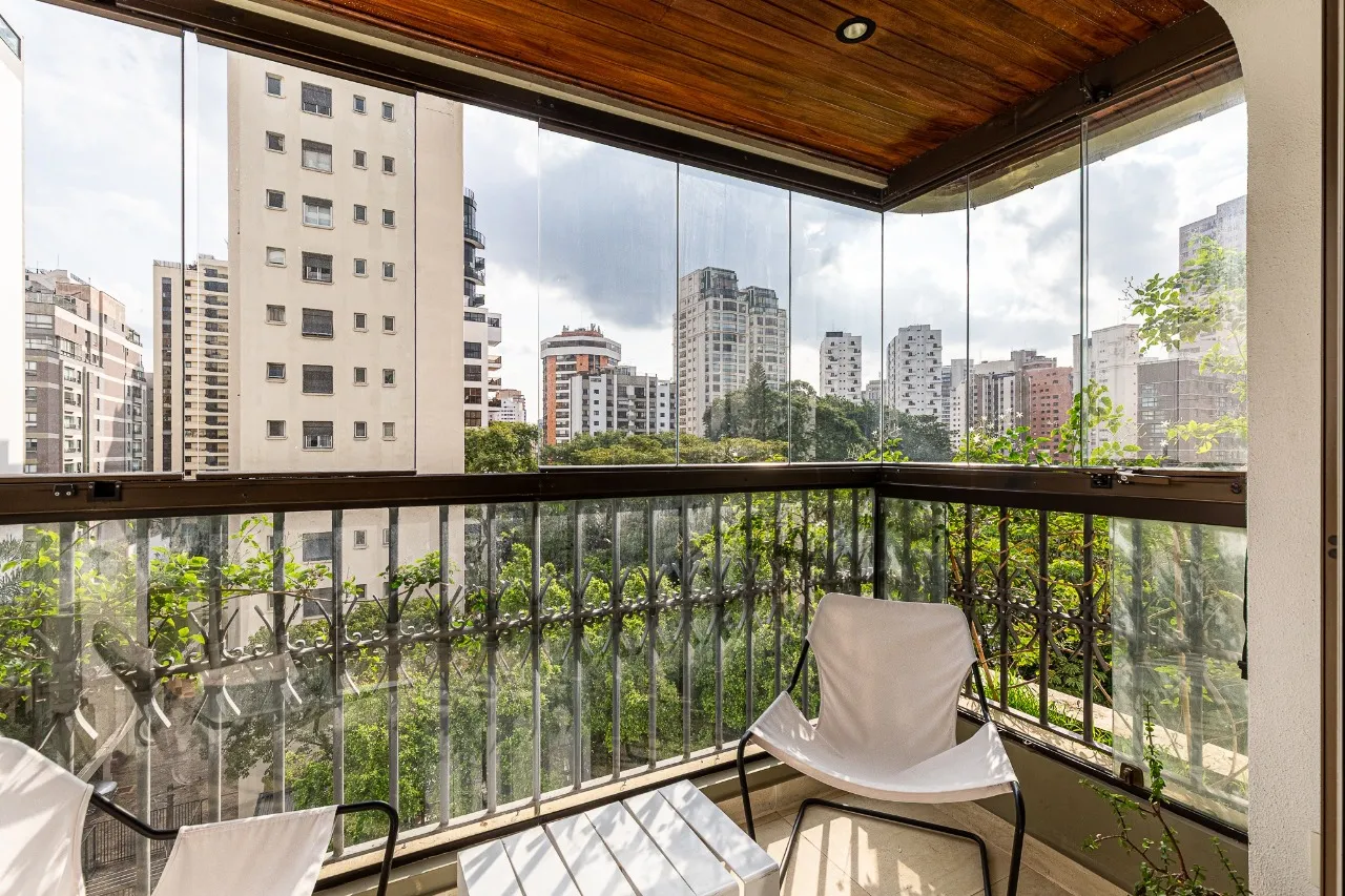 Apartamento reformado na Vila Nova Conceição – 22532