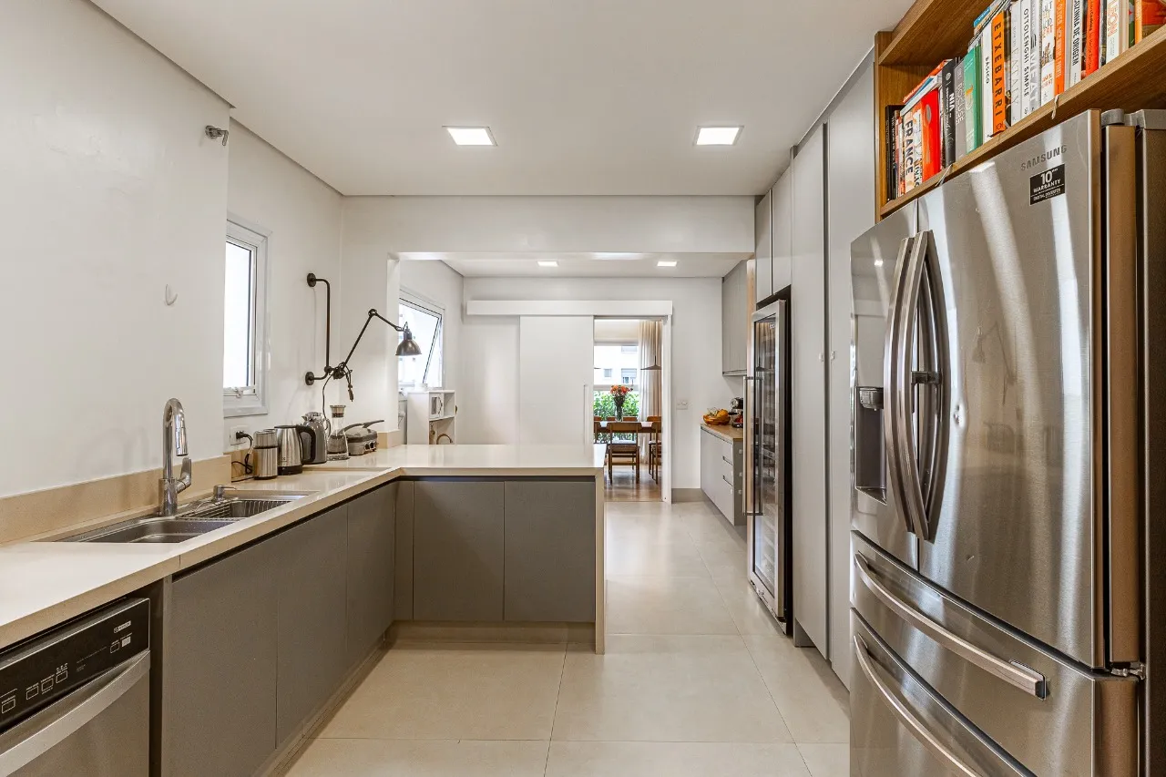 Apartamento reformado na Vila Nova Conceição – 22532