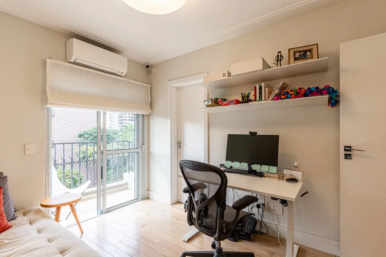 Apartamento reformado na Vila Nova Conceição – 22532