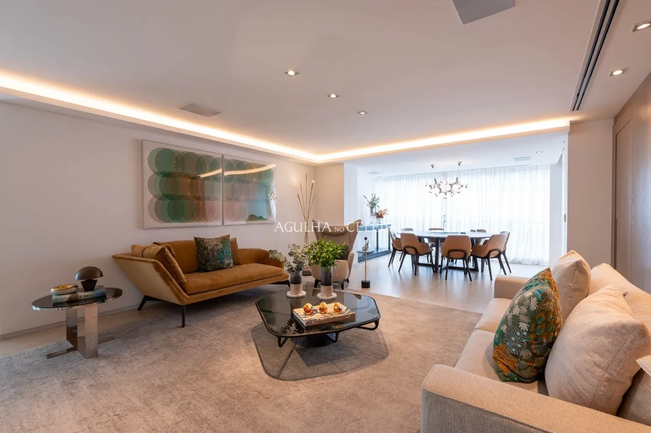 Apartamento na Vila Nova Conceição com assinatura João Armentano. – 22534