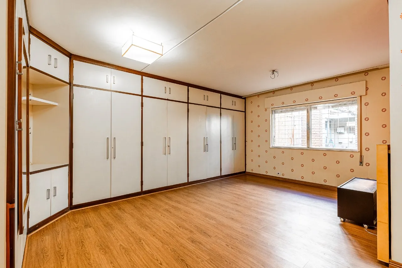 Casa com ares de campo à venda no Brooklin. – 22536