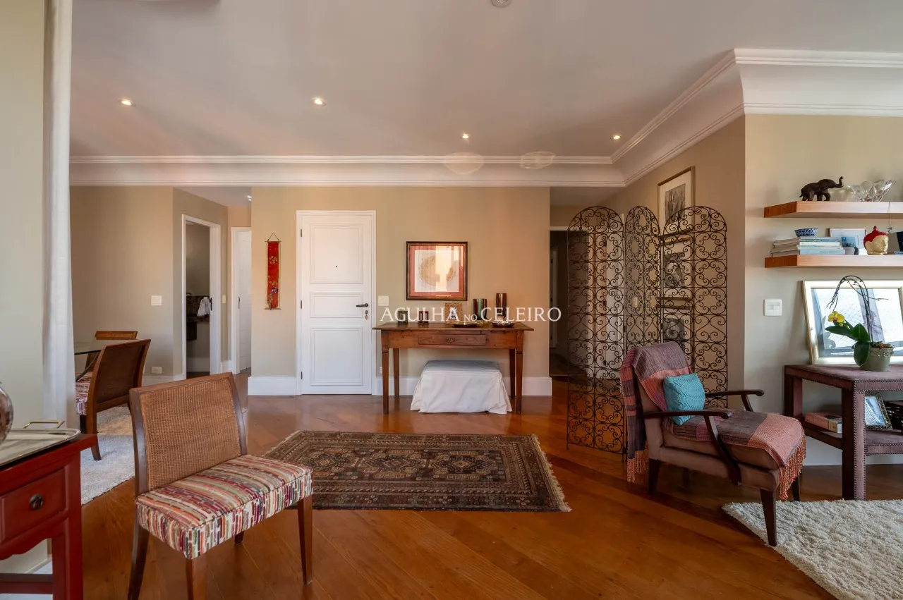 Apartamento com excelente planta e localização privilegiada no Itaim Bibi – 22546