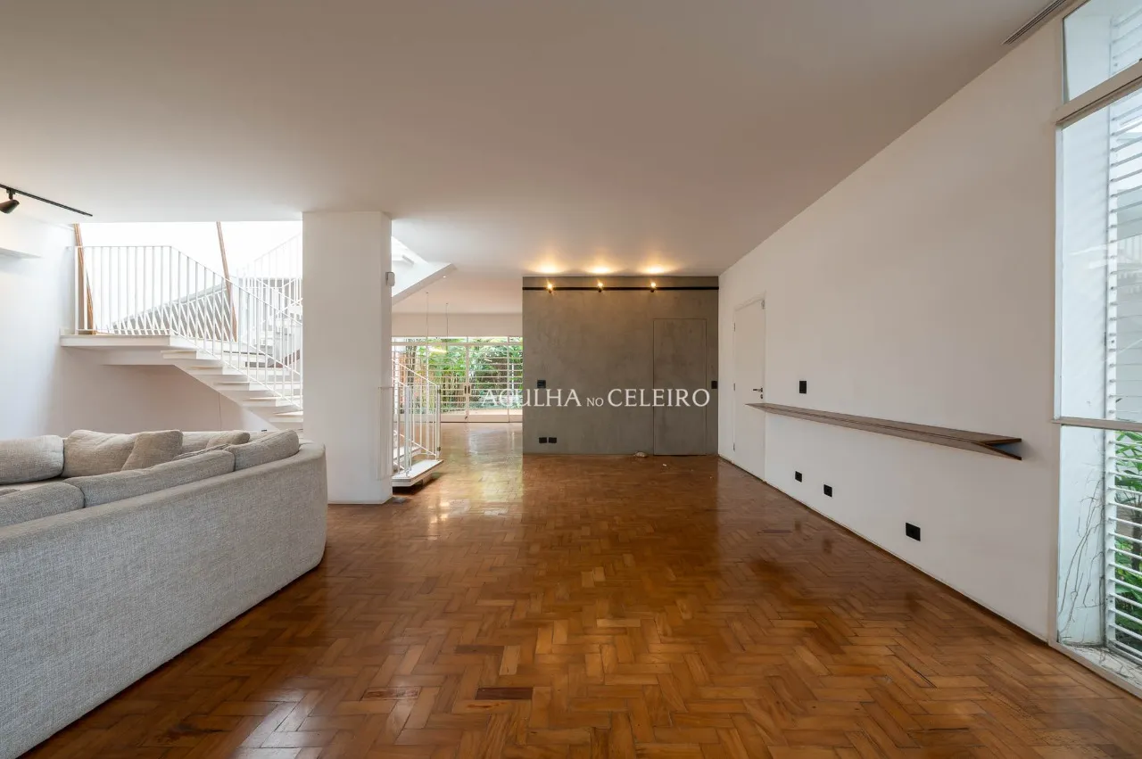 Casa charmosa com projeto contemporâneo e jardim encantador. – 22551