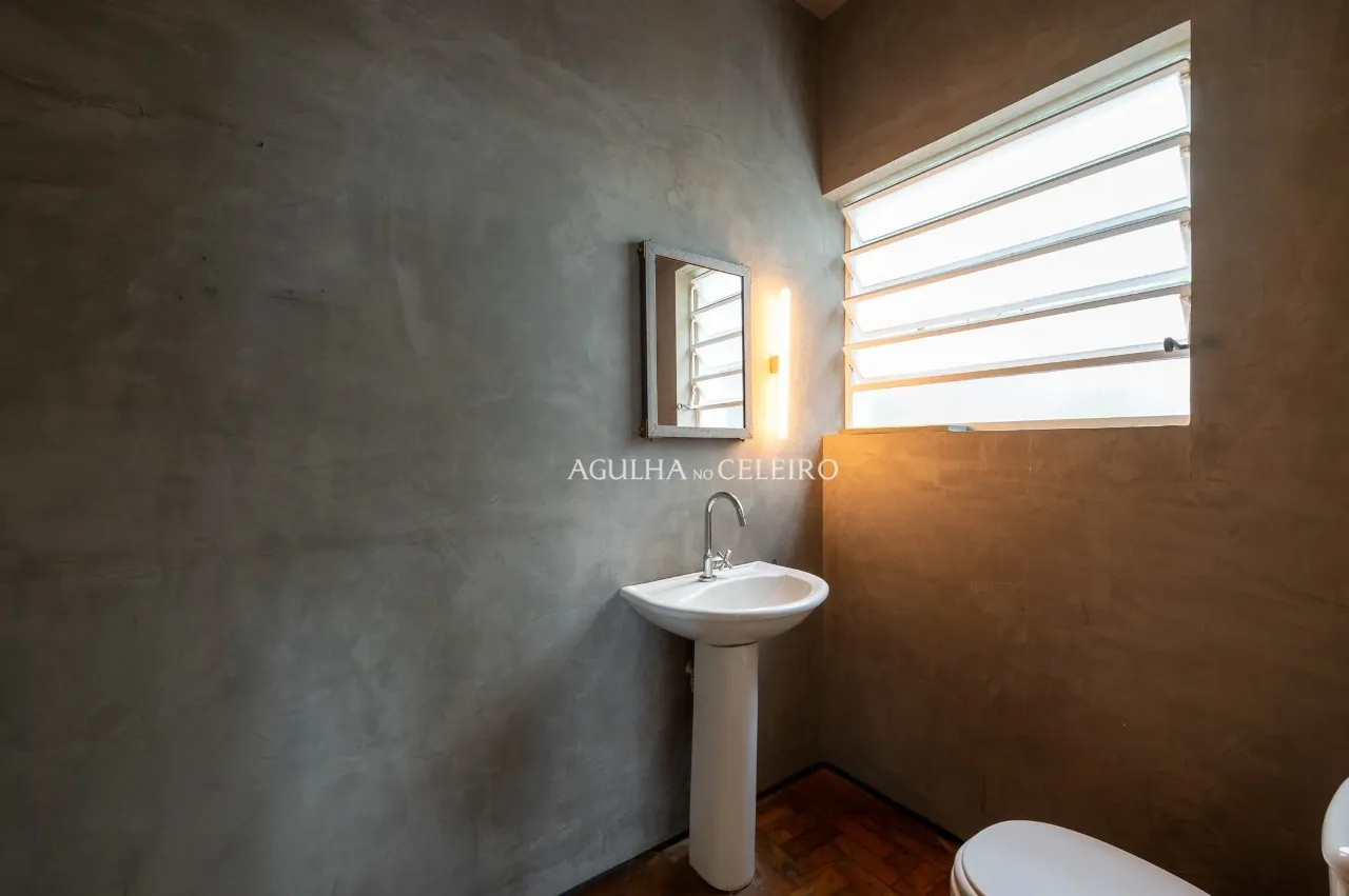 Casa charmosa com projeto contemporâneo e jardim encantador. – 22551