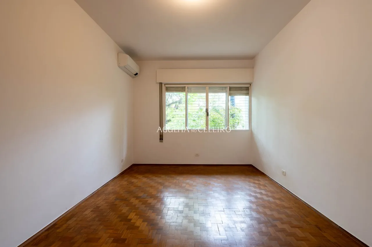 Casa charmosa com projeto contemporâneo e jardim encantador. – 22551
