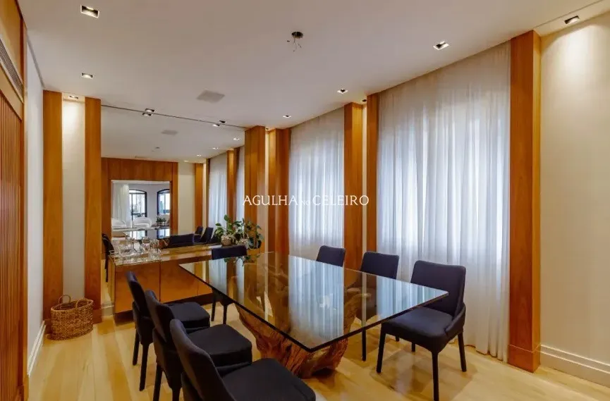 Apartamento espaçoso à venda no Jardim América – 22552
