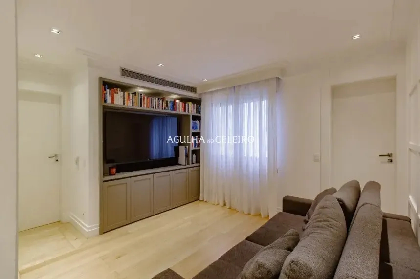 Apartamento espaçoso à venda no Jardim América – 22552