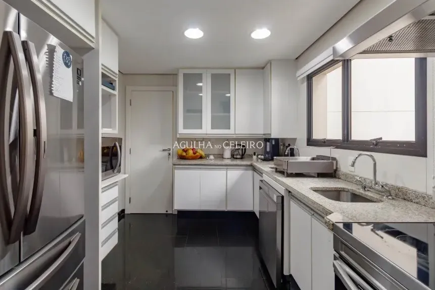 Apartamento espaçoso à venda no Jardim América – 22552
