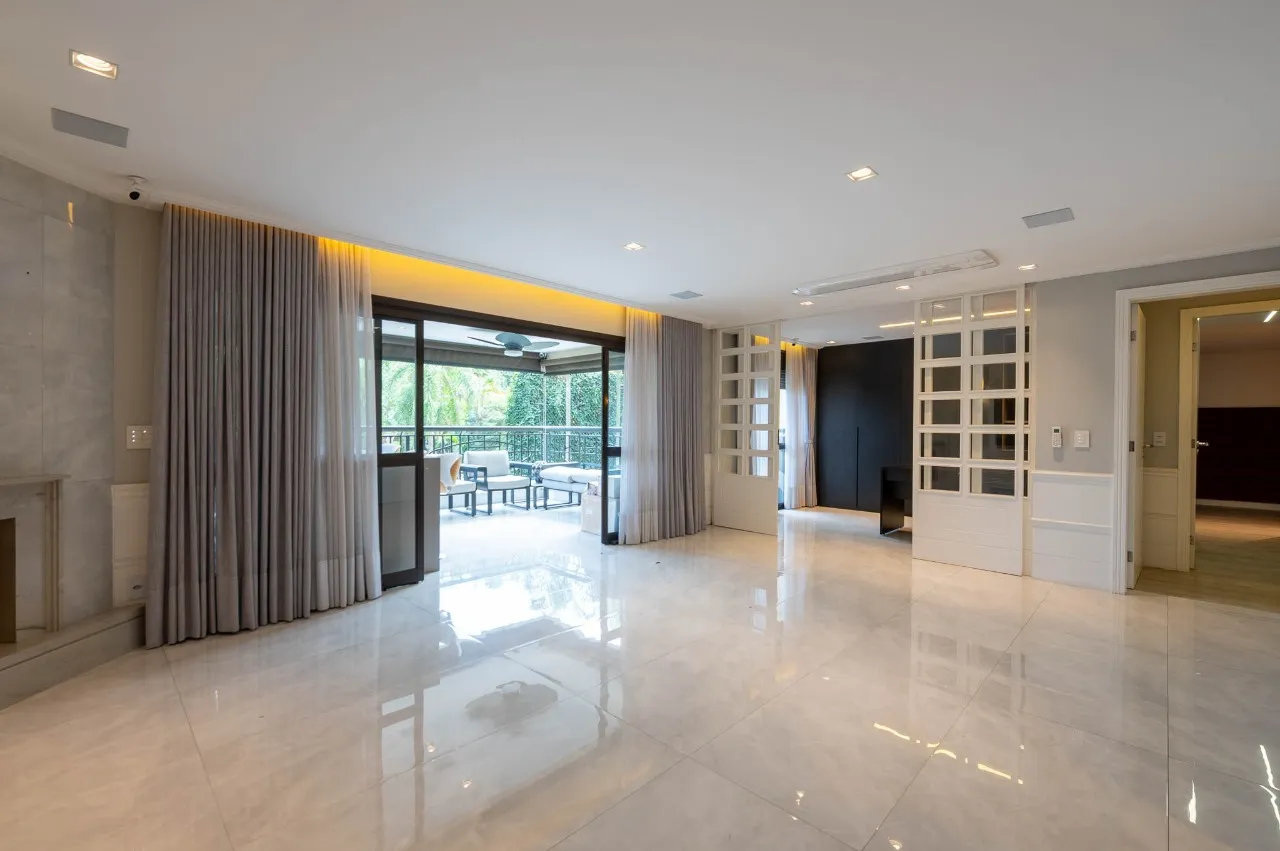 Lindo apartamento de 198m2 no Alto de Pinheiros. – 22570