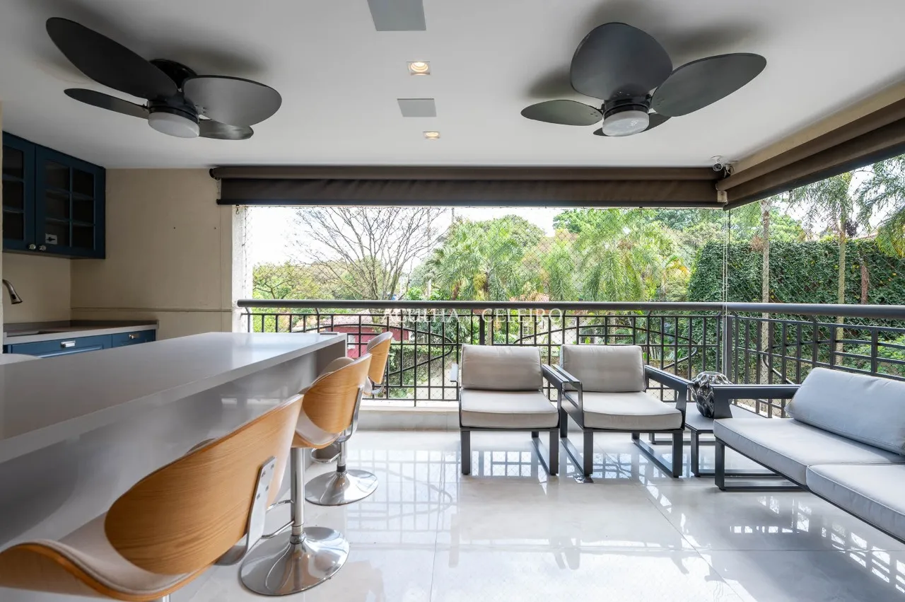 Lindo apartamento de 198m2 no Alto de Pinheiros. – 22570