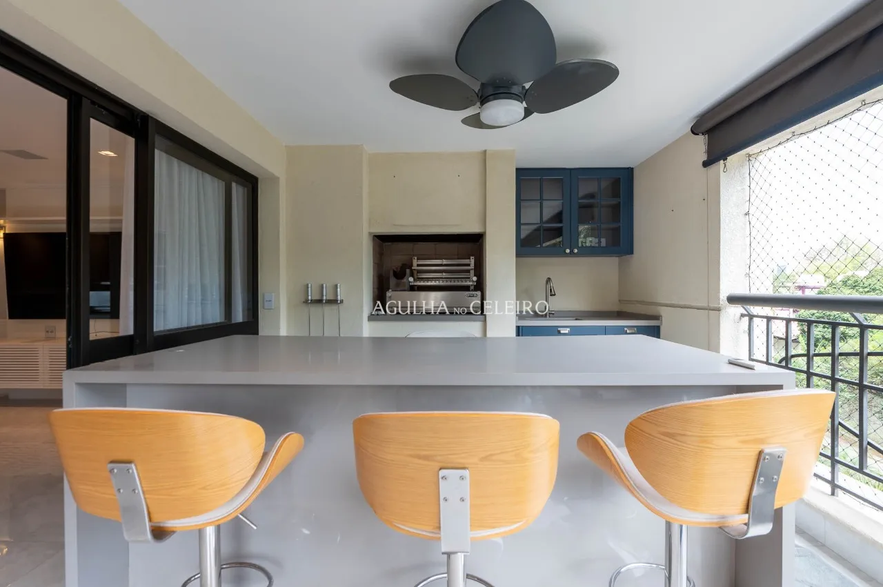 Lindo apartamento de 198m2 no Alto de Pinheiros. – 22570