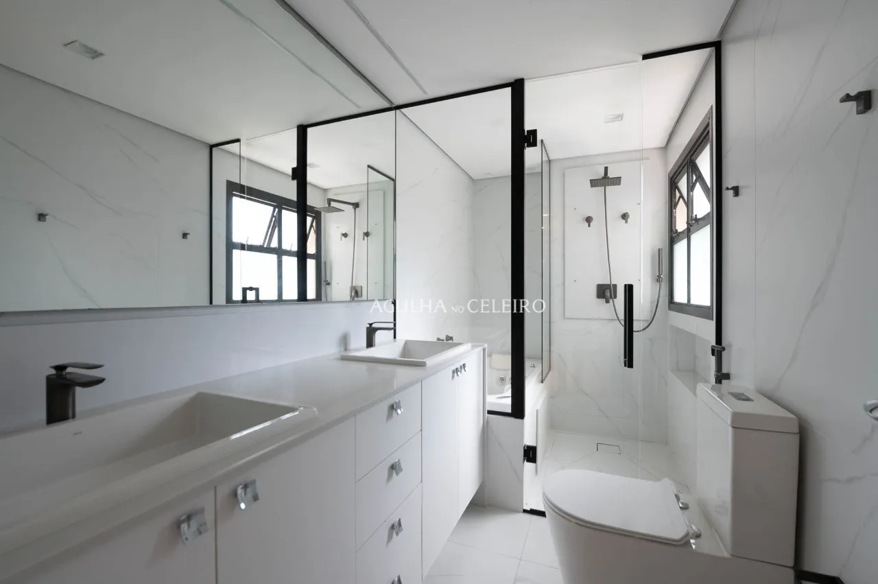 Lindo apartamento de 198m2 no Alto de Pinheiros. – 22570