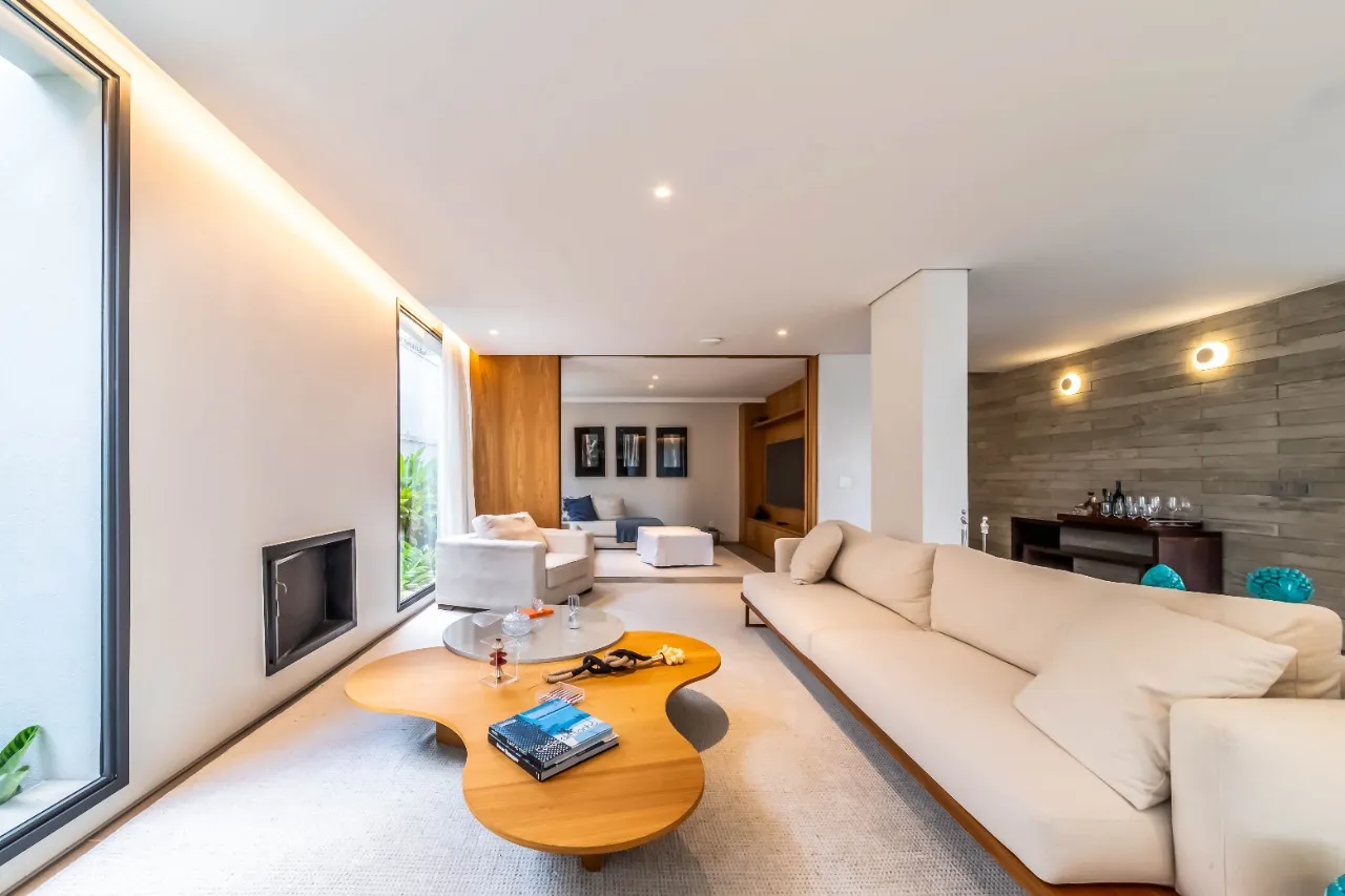 Casa com rooftop, muita luz natural e projeto com integração, para viver bem no Alto de Pinheiros. – 22572