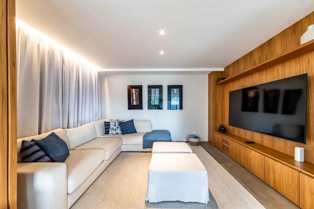 Casa com rooftop, muita luz natural e projeto com integração, para viver bem no Alto de Pinheiros. – 22572