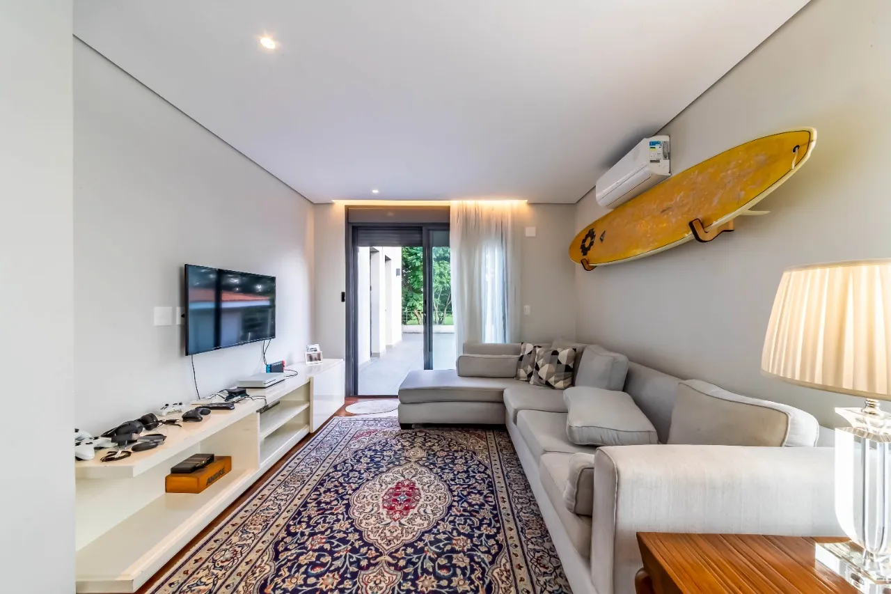 Casa com rooftop, muita luz natural e projeto com integração, para viver bem no Alto de Pinheiros. – 22572