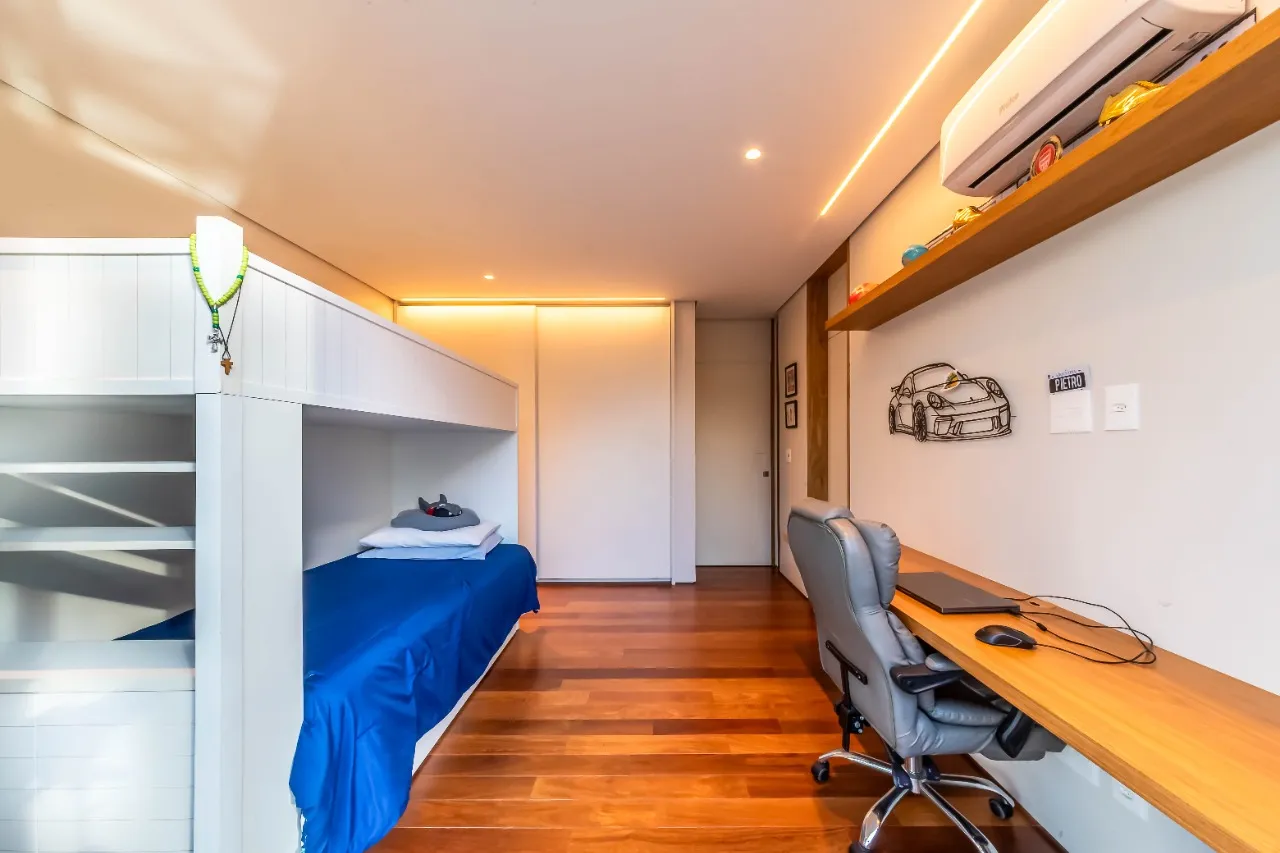 Casa com rooftop, muita luz natural e projeto com integração, para viver bem no Alto de Pinheiros. – 22572