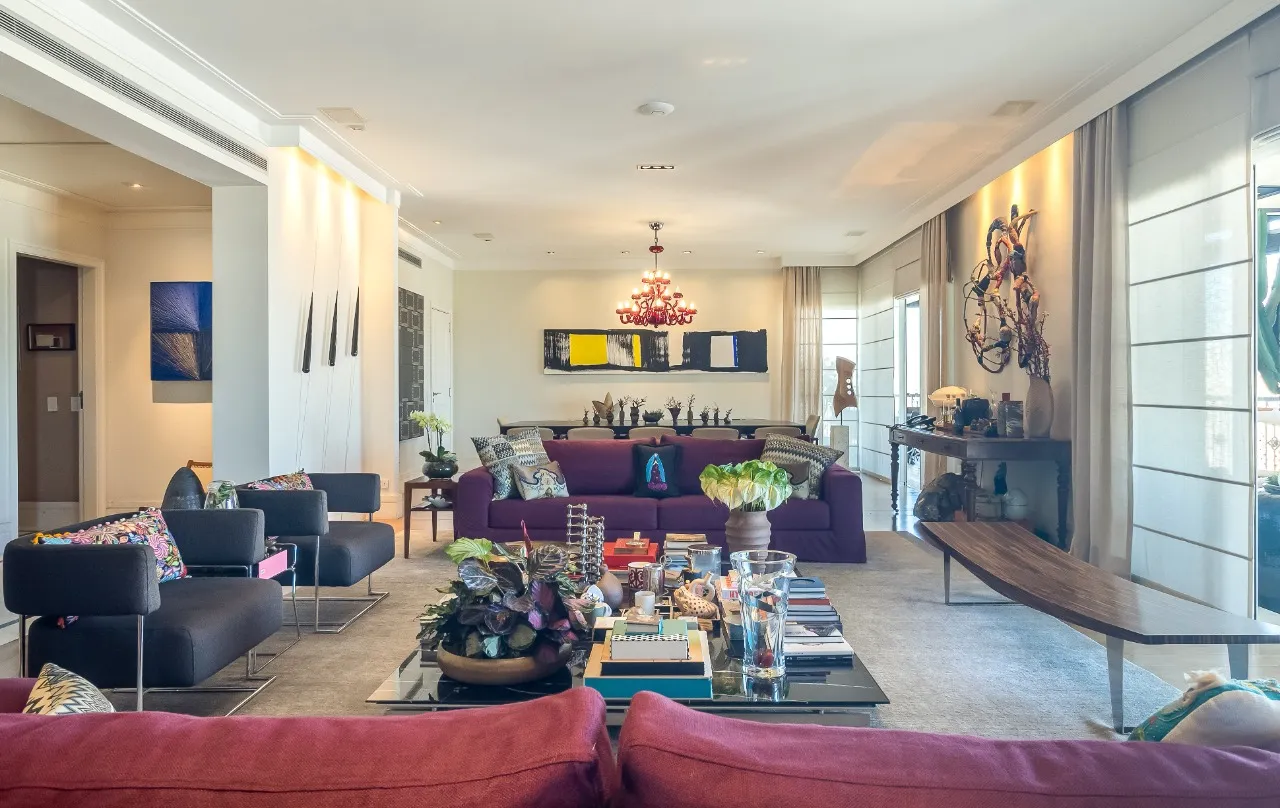 Apartamento com varanda ampla e uma vista que transforma a experiência de morar no Jardim Paulista. – 22573