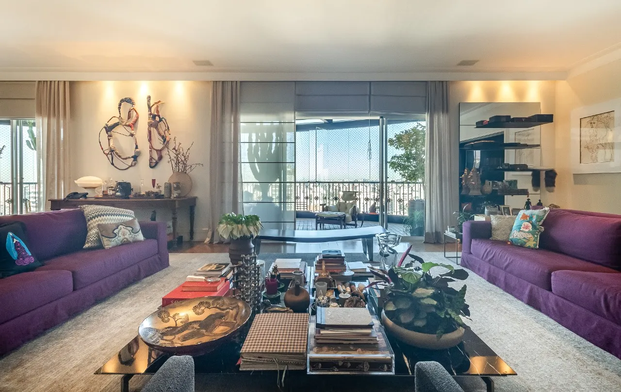 Apartamento com varanda ampla e uma vista que transforma a experiência de morar no Jardim Paulista. – 22573