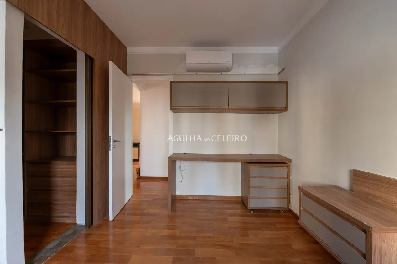Localização premium, muita luz natural e um apartamento lindo e sofisticado. – 22583