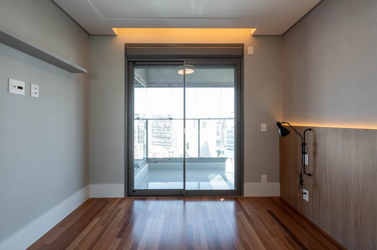 Apartamento impecável com vista panorâmica, próximo ao Parque Ibirapuera. – 22602
