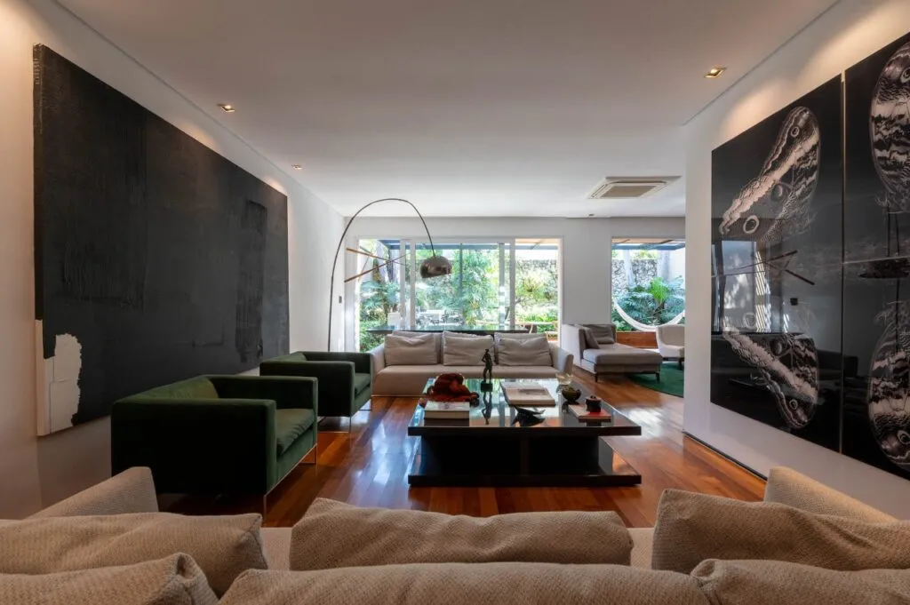 Casa reformada à venda no Jardim Paulistano. – 22604