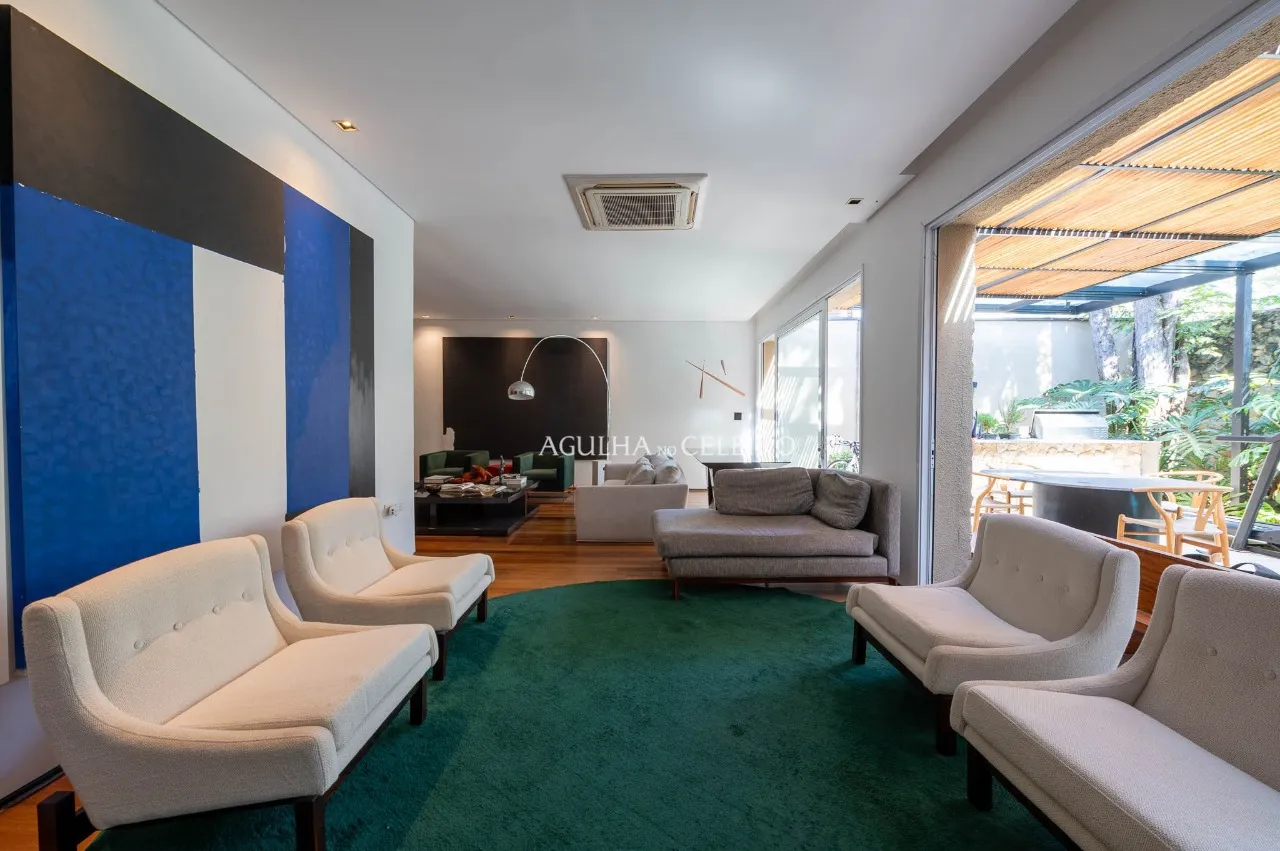 Casa reformada à venda no Jardim Paulistano. – 22604