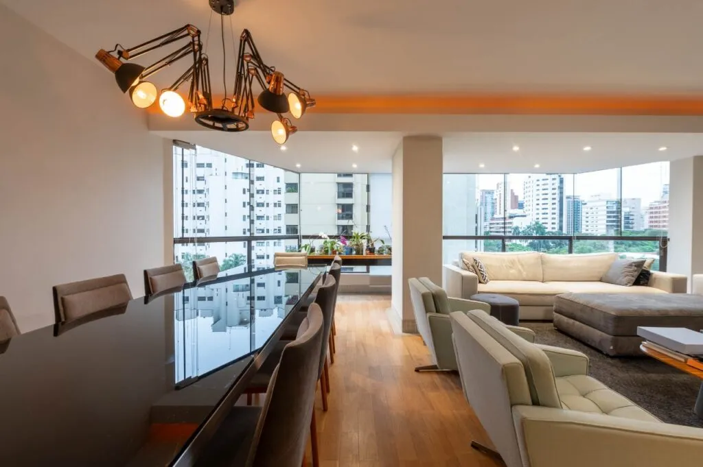 Apartamento com 3 Dormitórios (1 Suíte) e Quadra de Tênis no Itaim Bibi – 22606