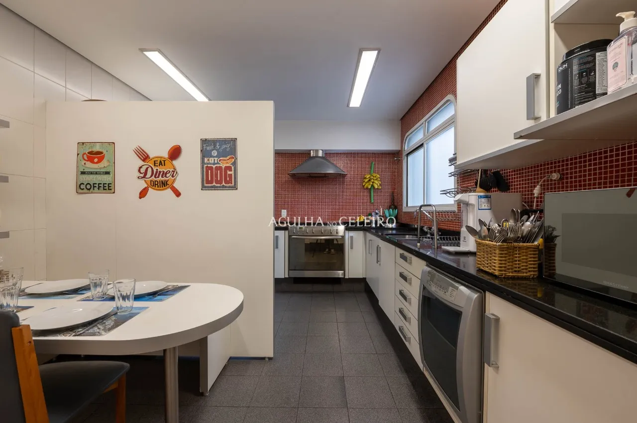 Apartamento com 3 Dormitórios (1 Suíte) e Quadra de Tênis no Itaim Bibi – 22606