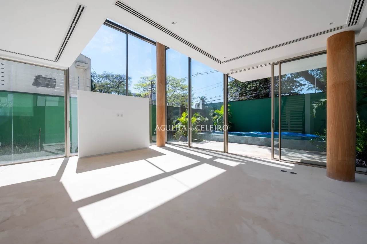 Casa de condomínio com projeto do João Armentano em Moema – 22627