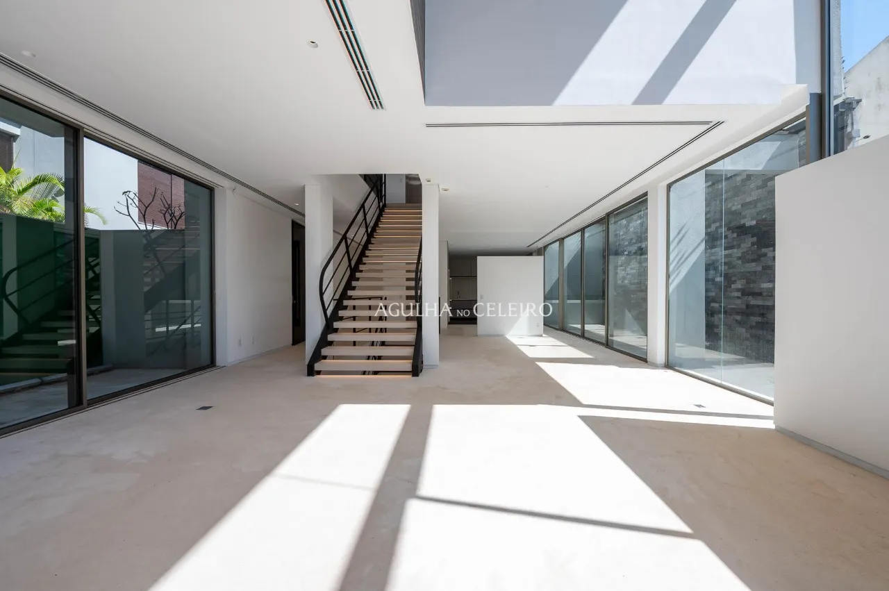 Casa de condomínio com projeto do João Armentano em Moema – 22627