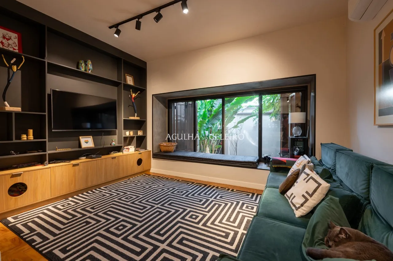 Casa ampla de 246 m² com 2 suítes na Vila Mariana – 22628