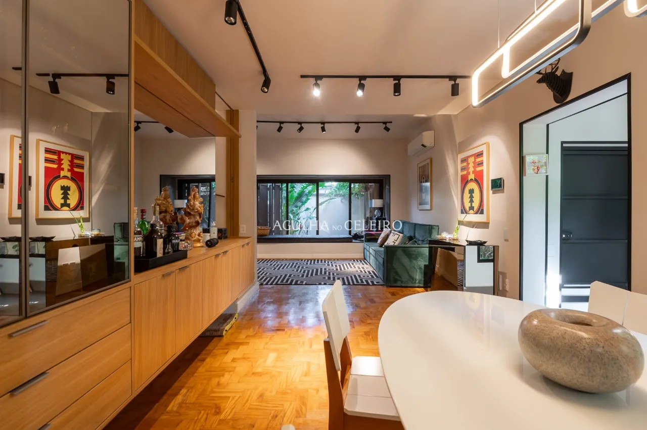 Casa ampla de 246 m² com 2 suítes na Vila Mariana – 22628
