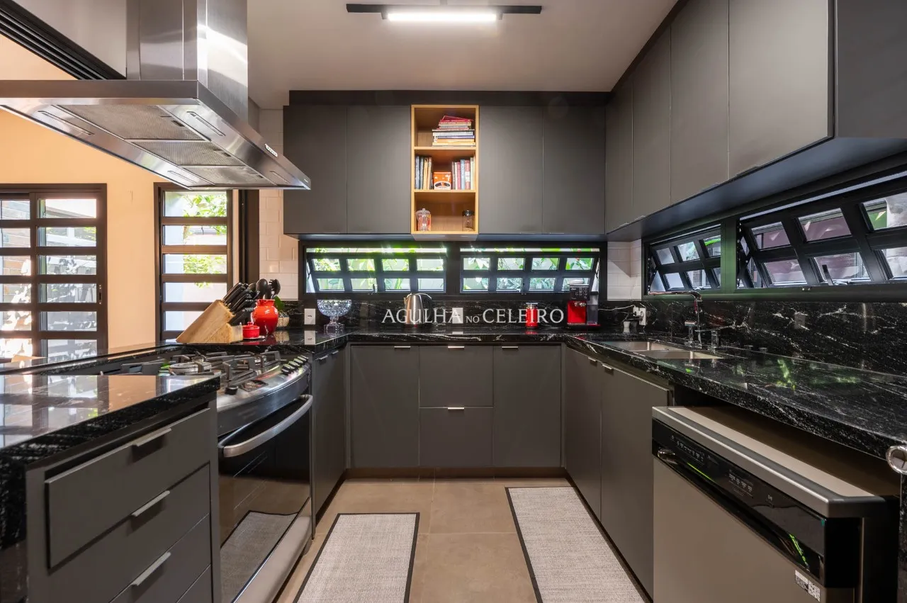Casa ampla de 246 m² com 2 suítes na Vila Mariana – 22628
